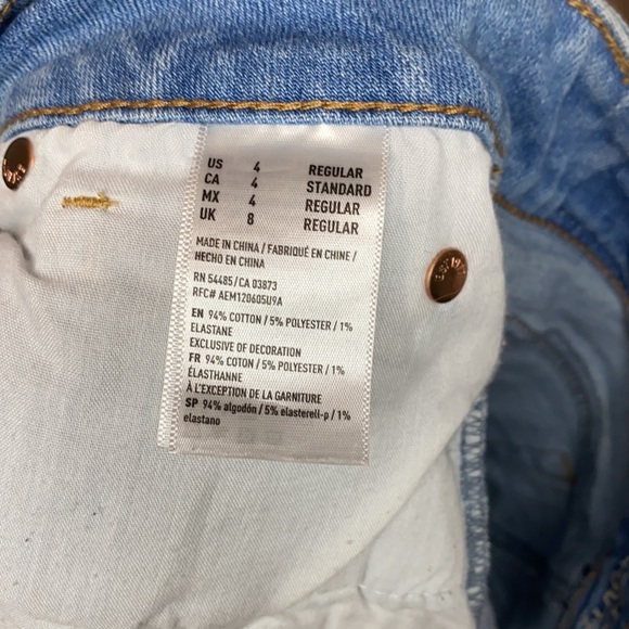 American eagle ripped Jean skirt - Picture 4 of 4